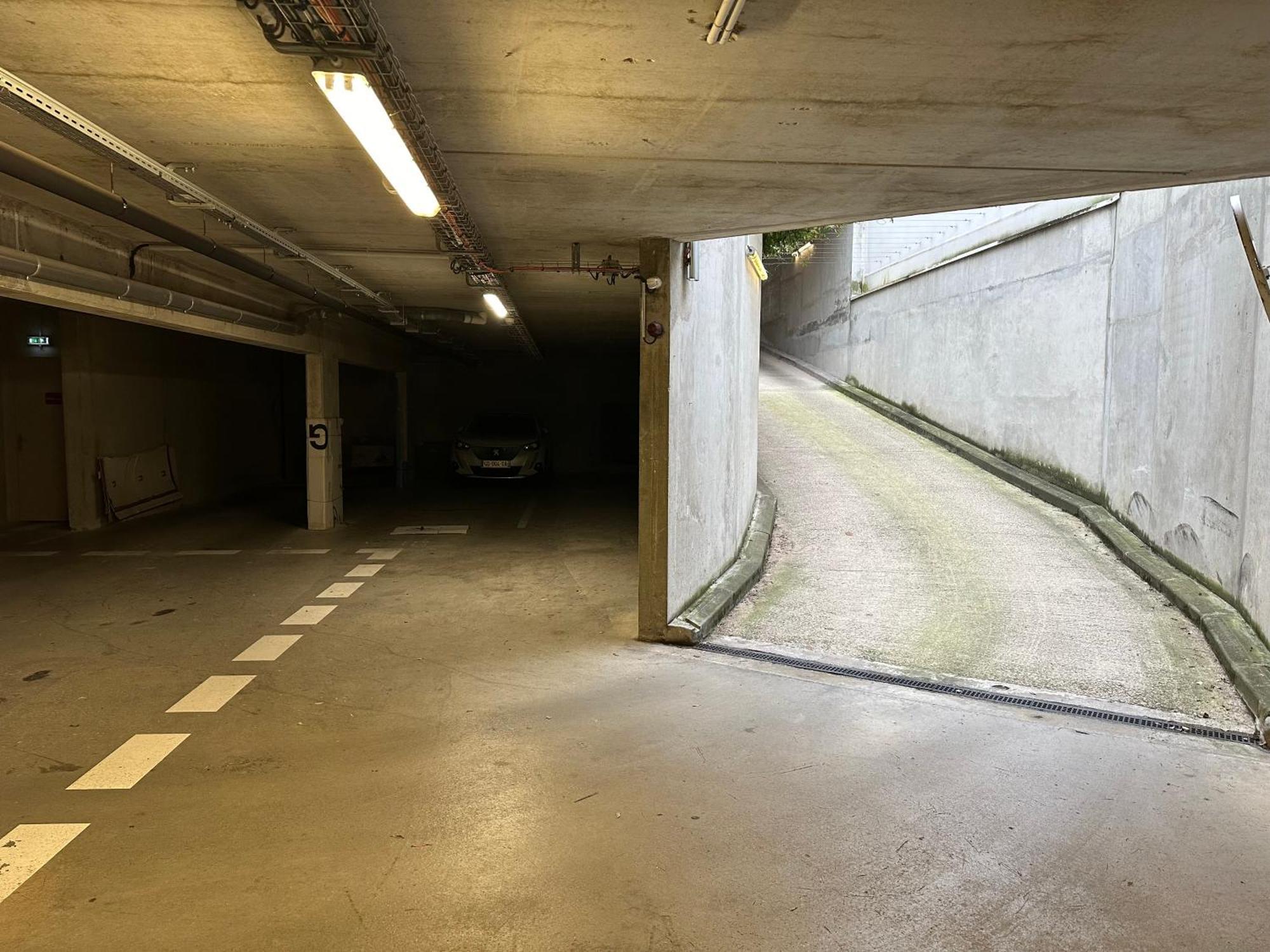 So Guest- Pepite De Charme Proche Cathedrale, Climatisation Parking Apartment Reims Exterior photo
